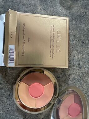 Stila Multitone Blush Palette — Pink and Peach Shades
